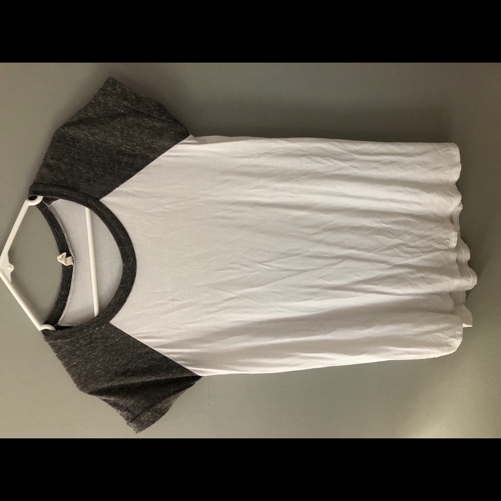 Maternity tee